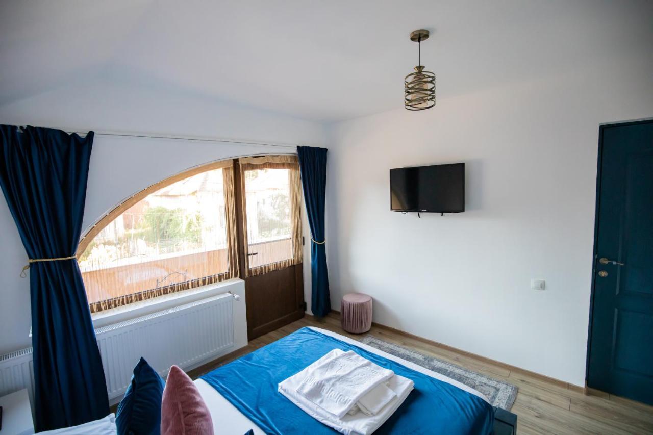 Dania&Petru Residence Tîrgu Ocna Exteriör bild