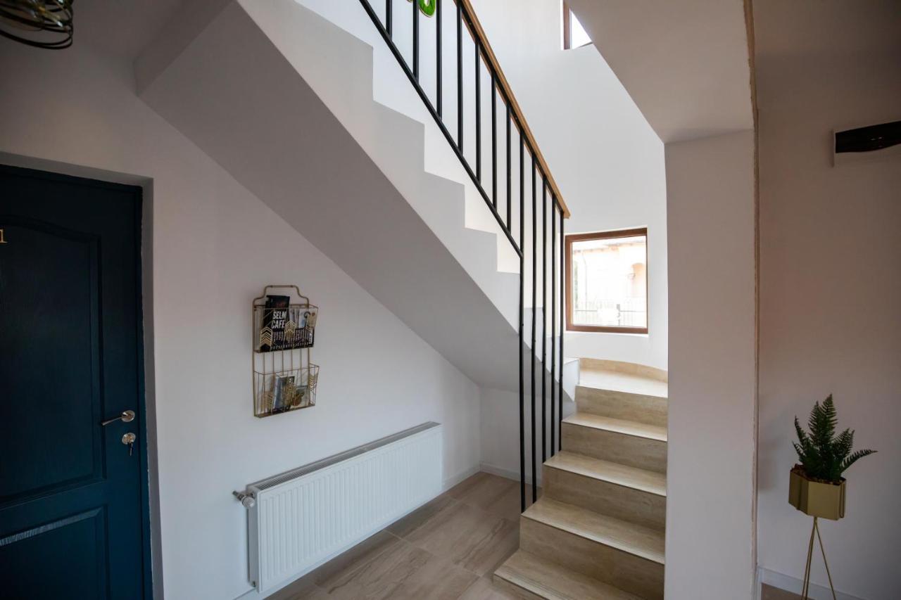 Dania&Petru Residence Tîrgu Ocna Exteriör bild