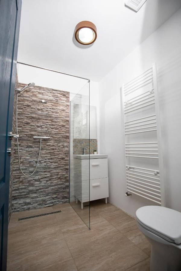 Dania&Petru Residence Tîrgu Ocna Exteriör bild