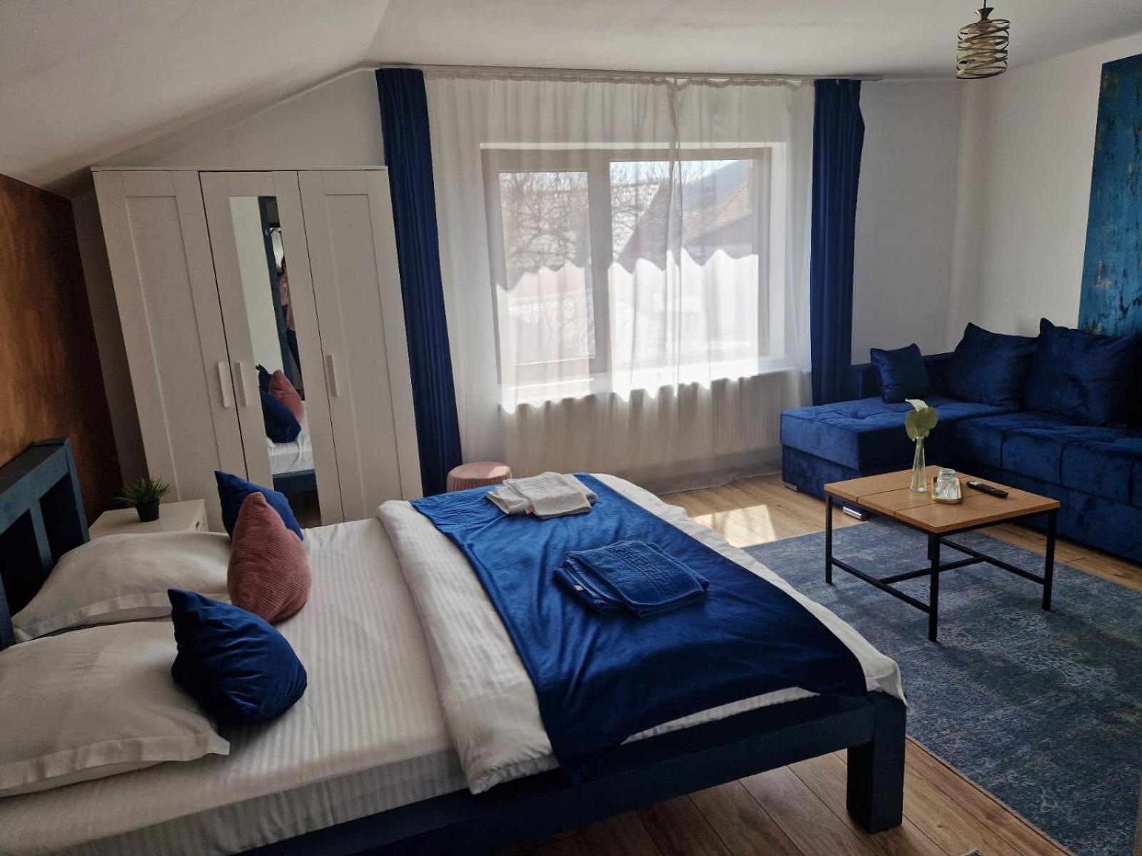 Dania&Petru Residence Tîrgu Ocna Exteriör bild